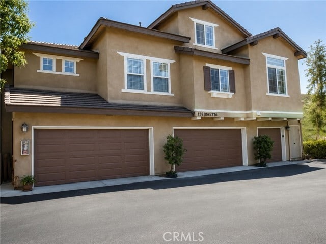 Building Photo - 121 Chadron Cir