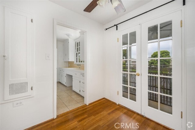 Building Photo - 836 E Carson St Rental