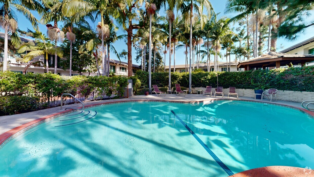 3D Tour - Huntington Parkside