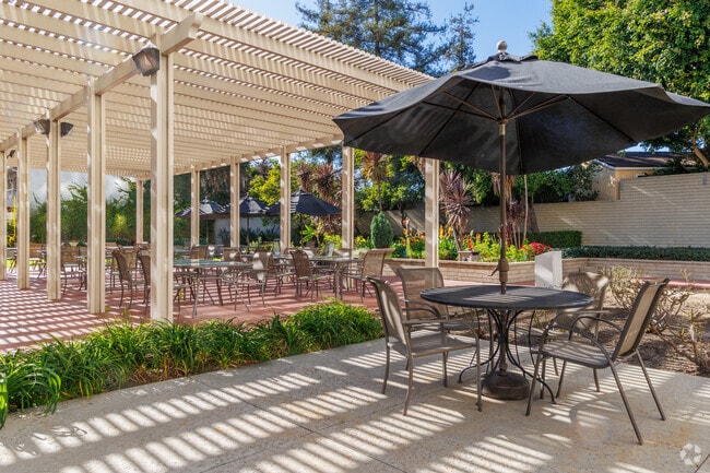 Building Photo - Bay Towers at Bixby Knolls - 55+ Senior Ap... Rental