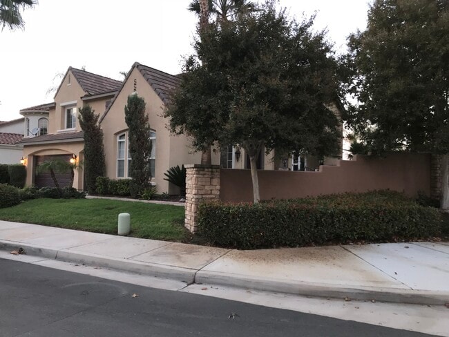 Photo - 9074 Evonvale Dr House