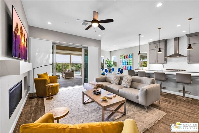 Photo - 70 Zinfandel