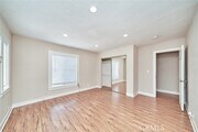 Photo - 1329 W 37th Dr Townhome