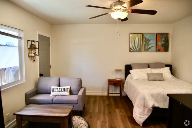 Building Photo - 28102 Montereina Dr Rental