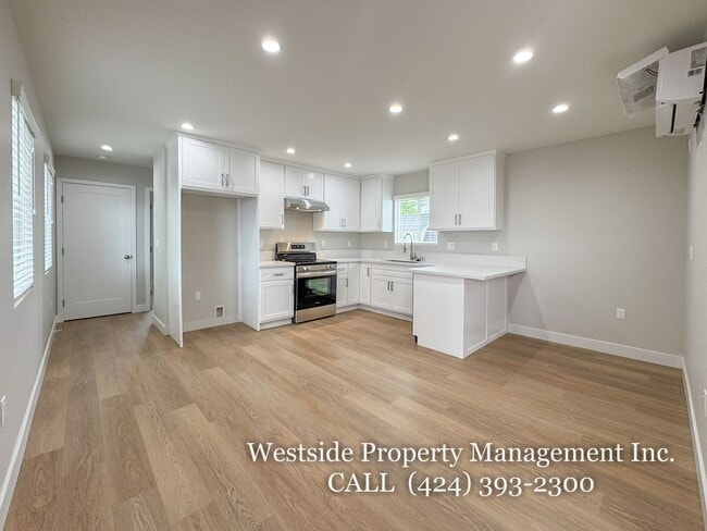 Photo - 316 Ximeno Ave Unit B