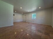 Photo - 281 W 12th St