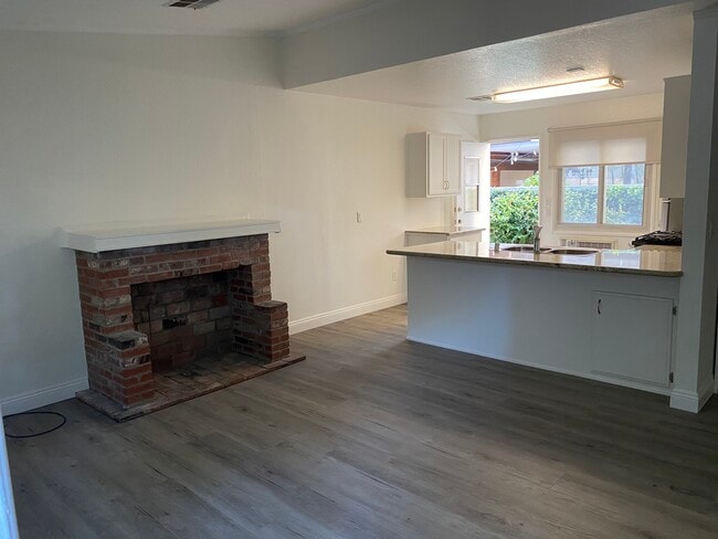Photo - 713 Huntley Dr Unit 713