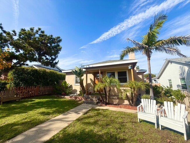 Photo - AWESOME 3 BEDROOM 2 BATH BEACH HOUSE
