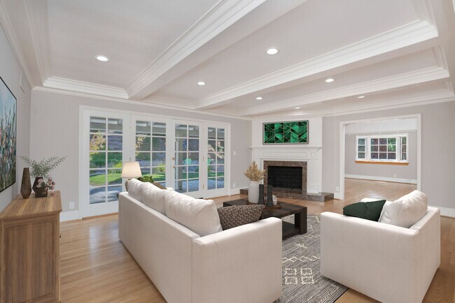 Photo - 5360 Bothwell Rd
