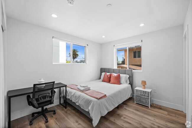 Photo - 1181 Rolland Curtis Pl