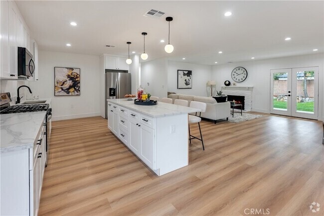 Building Photo - 7661 Penfield Ave Rental