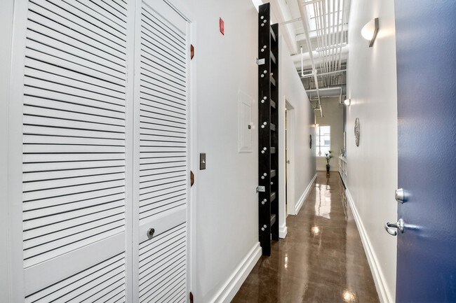 Photo - 950 Sixth Avenue Unit 542