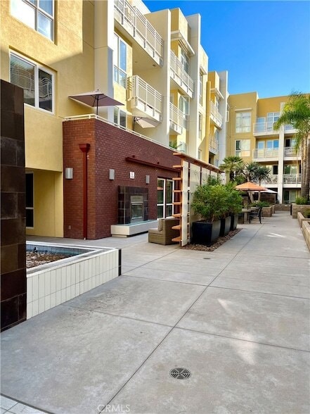 Photo - 21301 Erwin St Unit 449