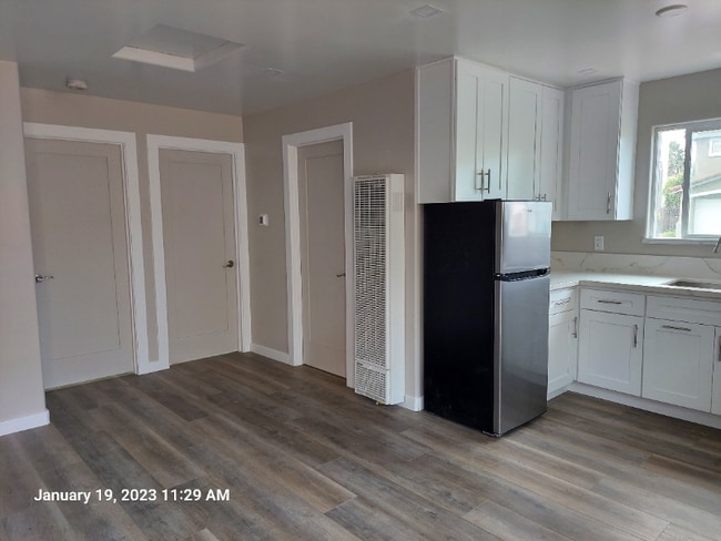 Photo - 1830 Berkeley Way