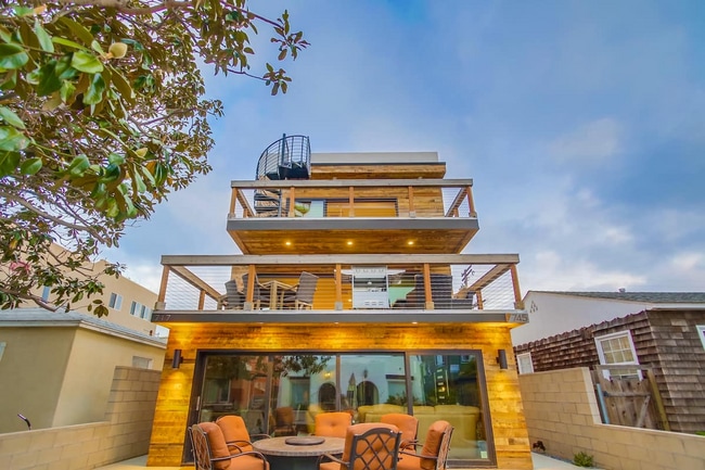 Photo - 745 Island Ct Townhome