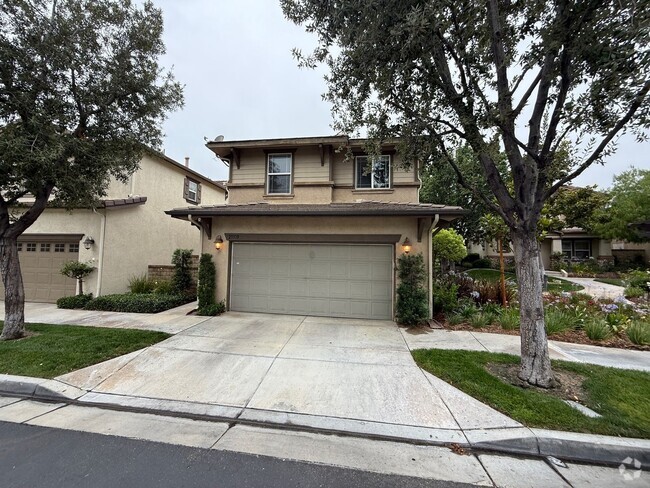 Building Photo - COMING SOON! Spacious 3-Bedroom Townhome f...