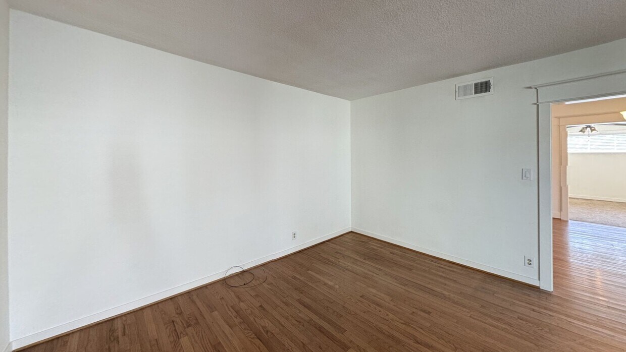 3D Tour - 3967 Albright Ave