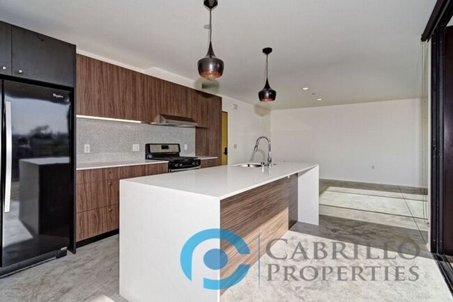 Photo - 2870 Fourth Ave Unit Apt 406