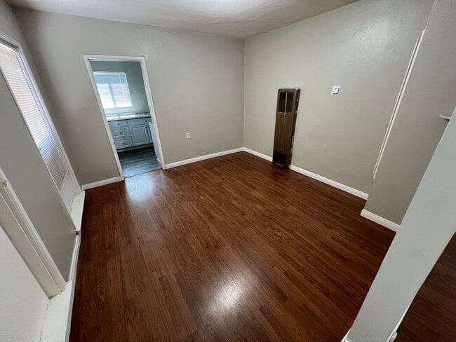 Photo - 24663 Unit 24665