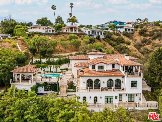 Photo - 1159 Somera Rd