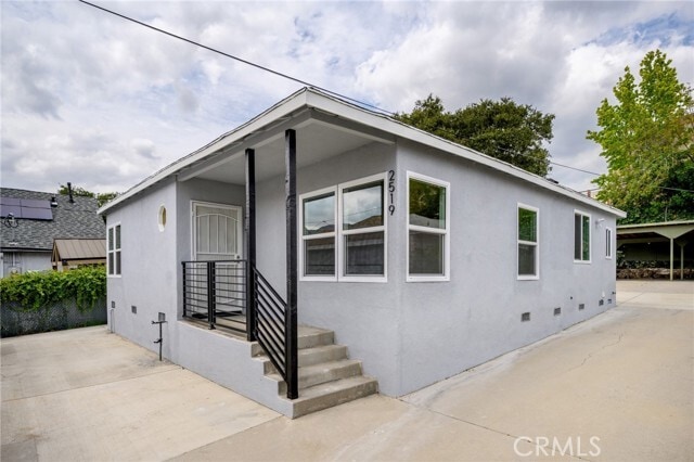 Building Photo - 2519 Manhattan Ave