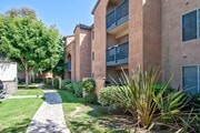 Photo - !!!GOLDEN TRIANGLE TREASUR UTC!!!   2 BEDR... Condo Unit 5209