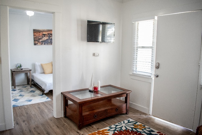 Building Photo - 2115 N Raymond Ave Unit 2111 Raymond