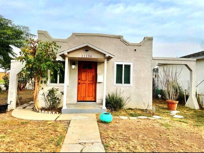 Photo - 11136 Redfern Ave House