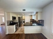 Photo - 201 Laurel Ave