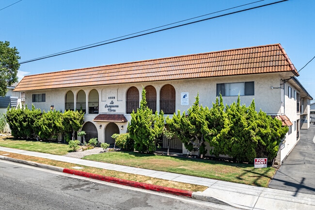 11926 Bellflower Blvd - 11926 Bellflower Blvd