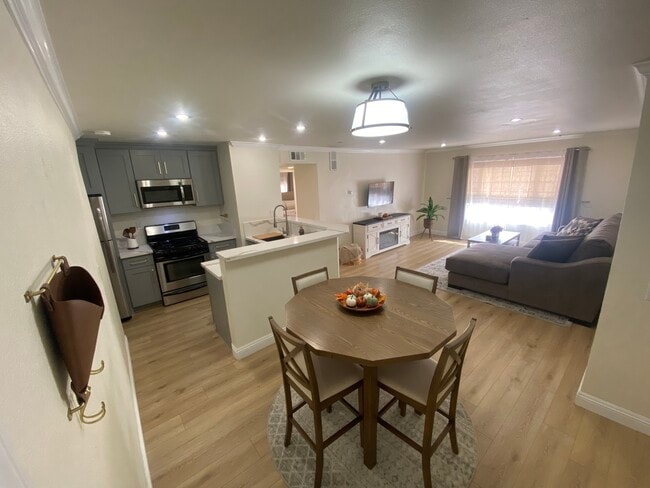 Building Photo - 5224 Denny Ave Unit 113