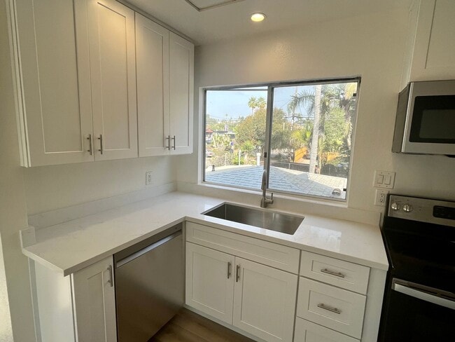 Photo - One Bedroom with Yard West of Hwy 101 Encinitas
