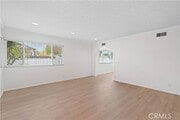 Photo - 1019 E Walnut Ave