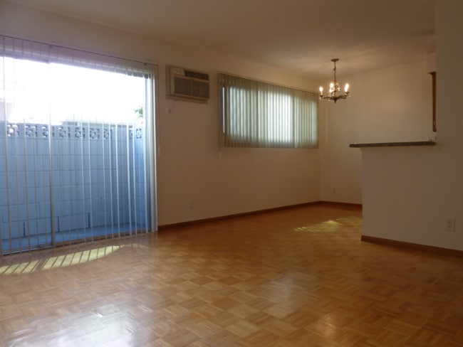 Photo - 2055 Rodney Dr Apartment Unit 107