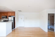 Photo - 1510 S Barrington Ave Condo Unit 204