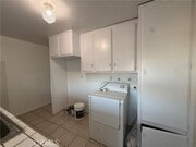 Photo - 4910 E 4th St