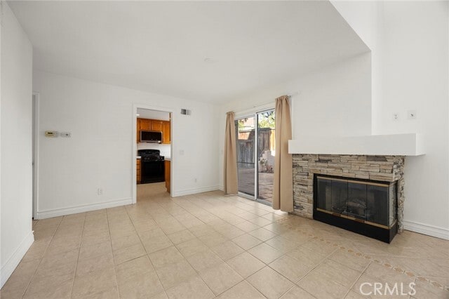 Photo - 2211 Ascot St