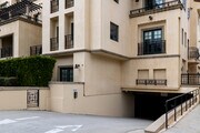 Garage Entrance - Villa Hamilton Park Apartments