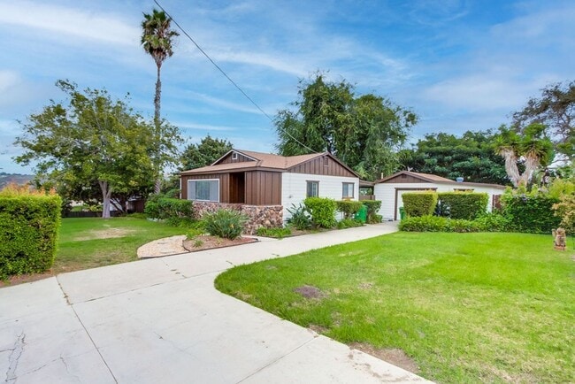 Charming Fully Remodeled 3-Bedroom Home in... - Charming Fully Remodeled 3-Bedroom Home in...