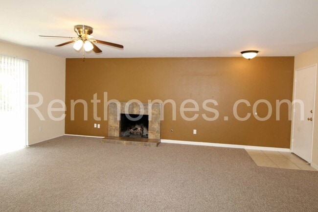 Photo - 11093 Madrigal St