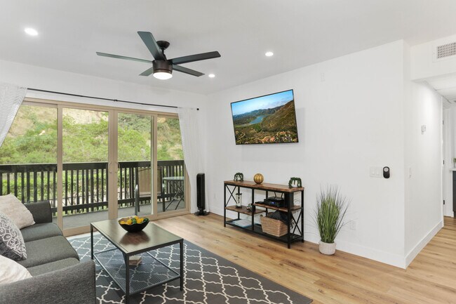 Photo - 6314 Friars Rd Unit 102