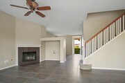Photo - Beautiful 3 Bedroom in Eastlake Vistas House
