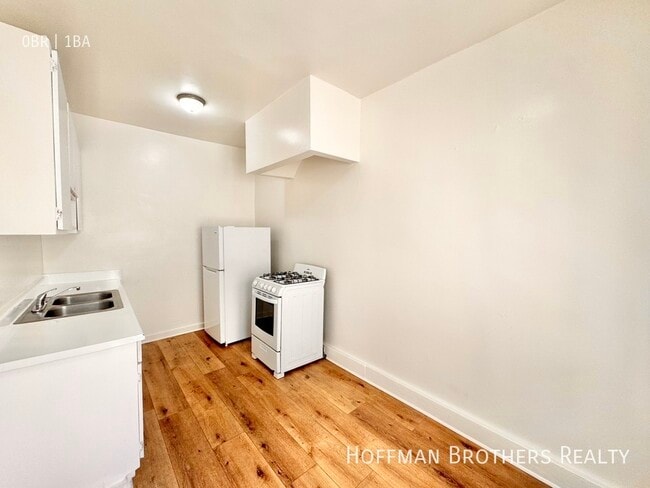 Photo - 739 Normandie Ave Unit 107