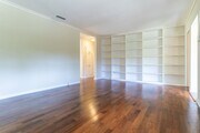 Photo - Beautiful 3b2b Home with Private Fenced Ya...