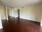 Photo - Ground-Floor Living in a Desirable 55+ Thousand Oaks Community
