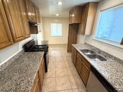 Photo - 3552 N Alameda Ave