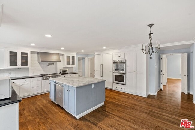 Photo - 905 Napoli Dr