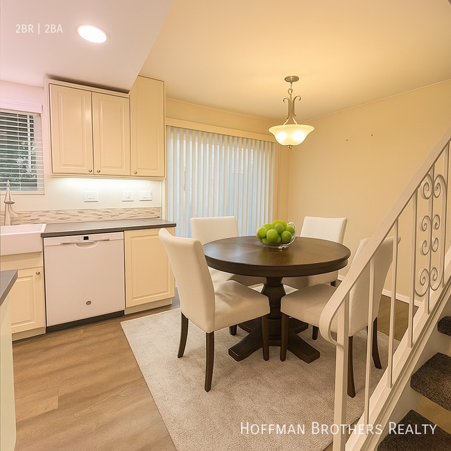 Photo - 2422 Graham Ave Unit 114