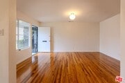 Photo - 302 N Maple St