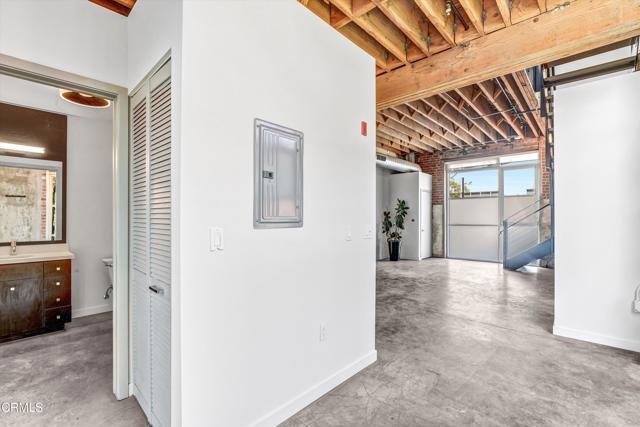 Photo - 527 Molino St Unit 111